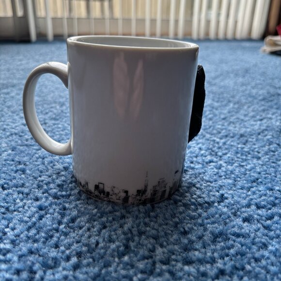 empire state building with king kong - Picture 4 of 6